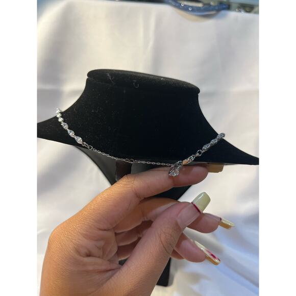 Swarovski Swan Signed Luxury Crystal All Around Princess Necklace - Picture 4 of 4